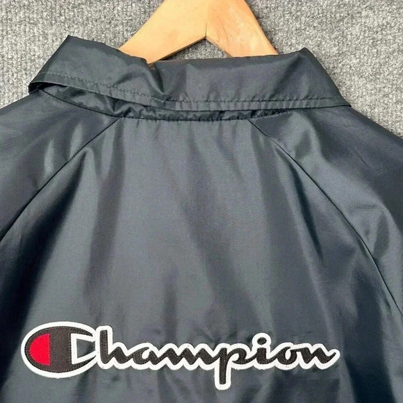 Champion Windbreaker Womens Medium Black Cropped Sporty Logo Spellout Jacket - Picture 8 of 16